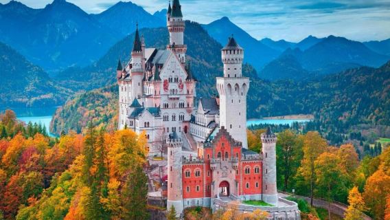 慕尼黑一日遊:新天鵝堡+林德霍夫宮+壁畫村上阿默高 中文導遊