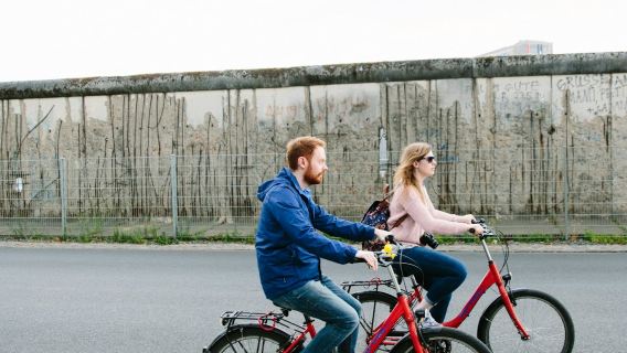 เบอร์ลิน: ทัวร์ปั่นจักรยานครึ่งวันโดย Fat Tire Tours