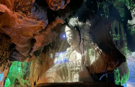 景德鎮雕塑瓷廠+地下瓷世界+陶溪川文創街區一日遊可中英文服務