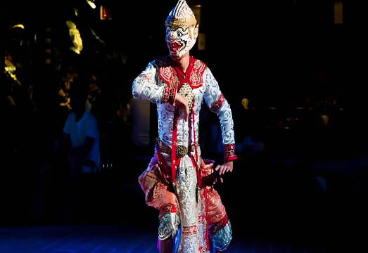 Chiang Mai KHANTOKE Lanna Dinner and Cultural show with option Transport