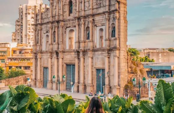 【贈上網卡】澳門一日遊 + 一價全包 + 自選商務餐/魚翅餐/自助餐