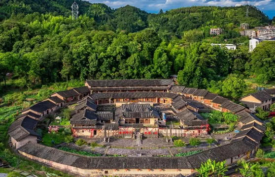 錯峰探秘泰順·交垟土樓+庫村+非遺廊橋泗溪橋·北澗橋包車1日