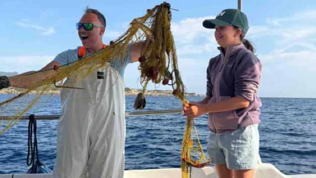 Limited-time sea fishing: Cast net fishing + snorkeling + freshly made lunch | Zakinthos Island, Greece | Small join-in tour
