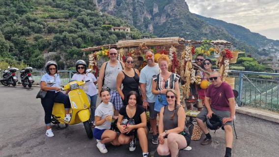 Romantic Vespa Tour: Amalfi, Ravello, Positano & Sea Views