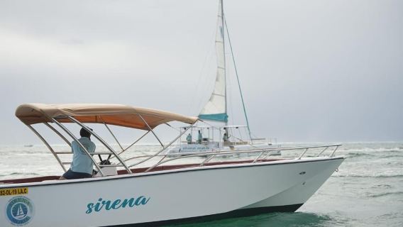 Mauritius: 5 Island Speedboat Trip with BBQ Lunch and Drinks