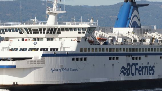Vancouver: Ferry Ride from Victoria to Vancouver Fairmont Hotel