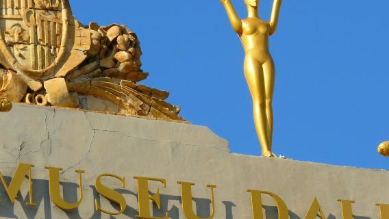 Dalí Theatre-Museum & Figueres: Entry Ticket + Guided Tour