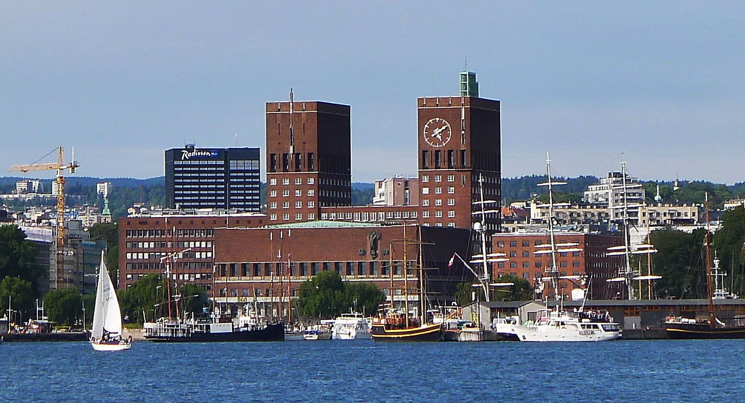 Norway + Akershus Fortress + Oslo Fjord + The Vigeland Park day tour