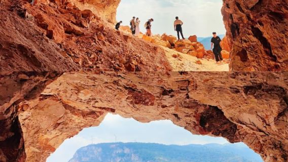 探秘懸崖祕境・昆明馬牙石洞戶外健行一日遊
