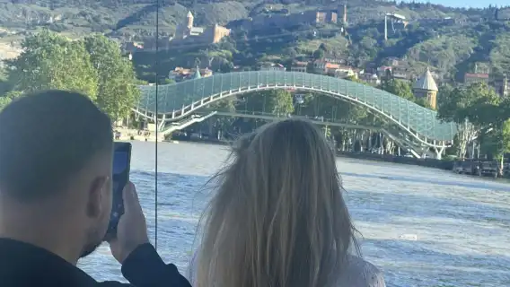 Mtkvari River sightseeing boat tour