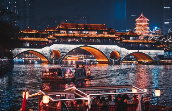 【成都】錦江遊船-精選成都必打卡夜遊點，乘船遊覽成都夜景名片