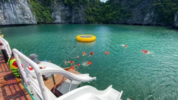 5-Star Ha Long & Lan Ha Day Cruise with Waterslide & Lunch