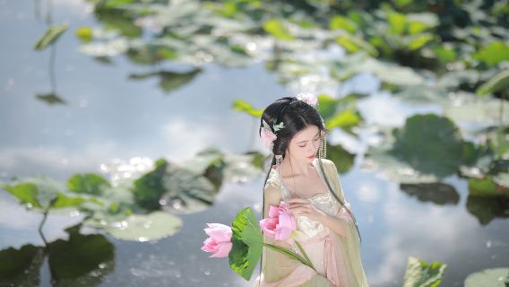 Donghai Trip Moments[Photographer services in Putuo Mountain/Zhujiajian - multilingual translation, guided photo shoots, aerial photography, wedding and portrait photography]
