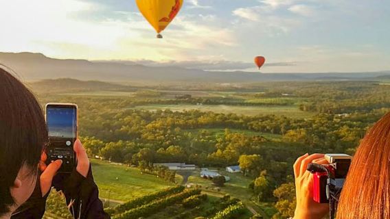Cairns Hot Air Balloon Experience with Return Transfers