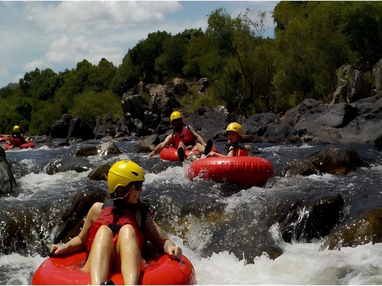 瑪格雷夫河輪胎漂流半日遊 - 開恩茲出發