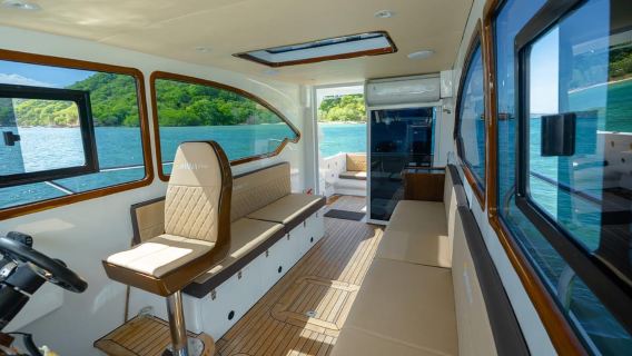 Labuan Bajo: Komodo National Park Full-Day Speedboat Tour