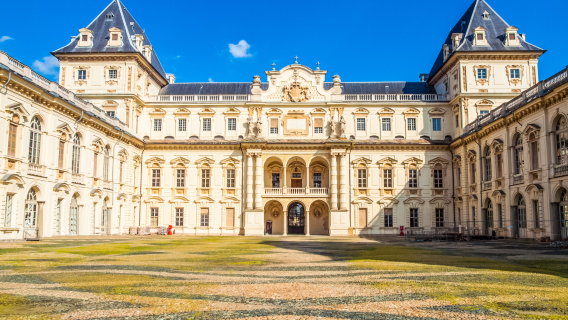 都靈王宮+瓦倫蒂諾城堡+蘇佩爾加大教堂+義大利國家汽車博物館