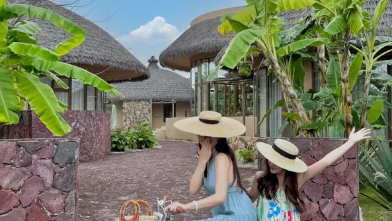 Nanning, Guangxi: Villaggio della Longevità + Grotta di Baimo + Grotta degli Uccelli|Itinerario personalizzabile|Noleggio con conducente esclusivo|Gruppo privato