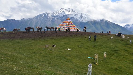 Lawatan Sehari ke Padang Rumput Qilian + Gunung Zhuor/Gunung Niuxin (Pengangkutan Percuma dari Bandar, Berlepas dengan 2 Orang)