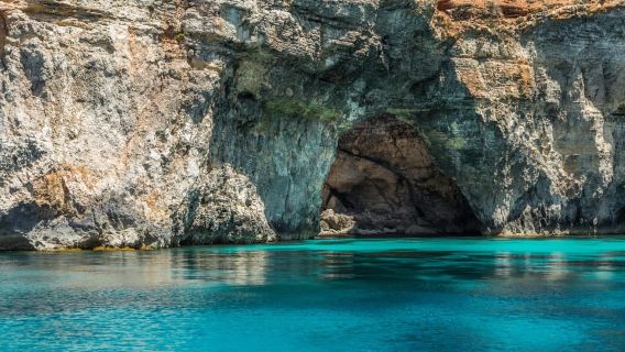 Fernandes Cruise to Blue Lagoon in Comino and Gozo (VTT)