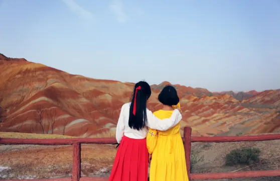 英國諾丁漢Trip Moments【攝影跟拍街拍抓拍航拍/婚紗寫真/微電影宣傳片/多語種翻譯】