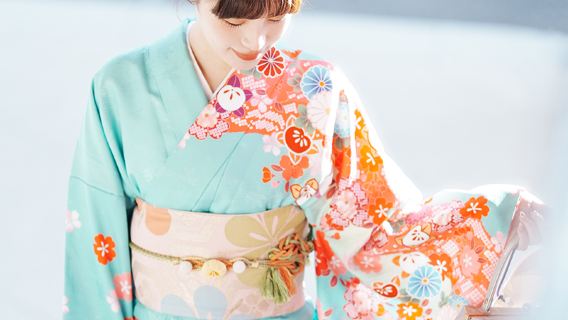 日本大阪京都和服體驗 小紋蕾絲訪問振袖和服租賃 跟拍服務 中英日三語和服體驗 初見和服