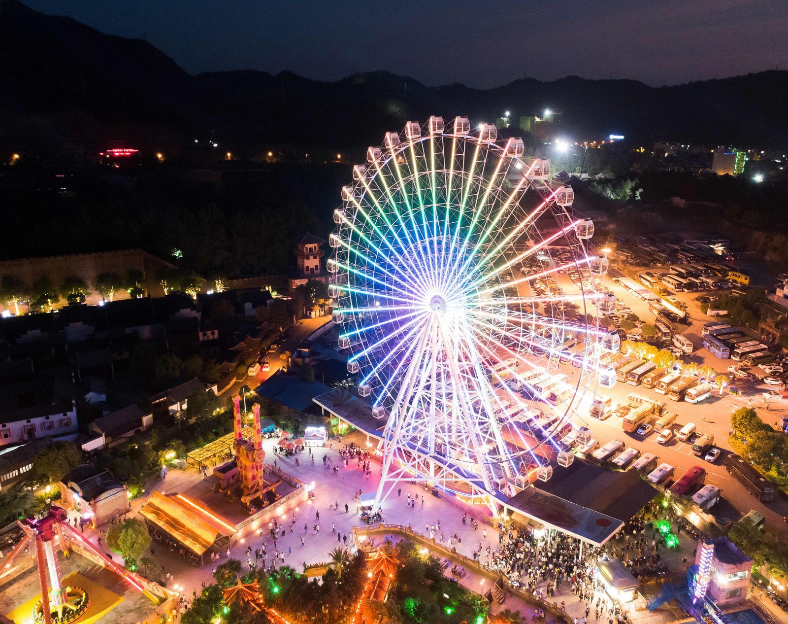 Yiwu Citywide: Yiwu International Trade Mart/Local Guide/Chinese/English/Russian/Business Interpreter H