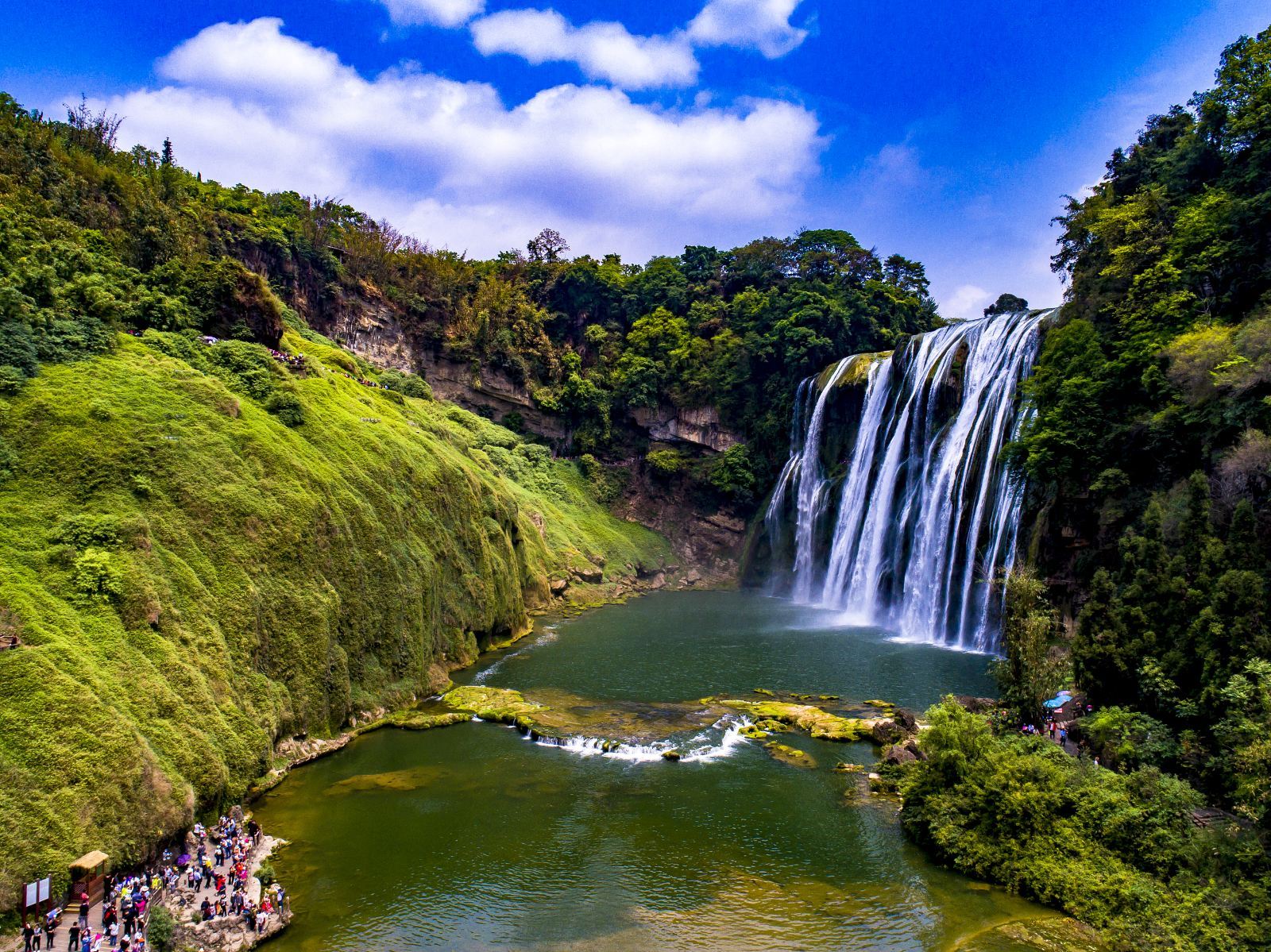 Guiyang, Guizhou: Huangguoshu Waterfall + Doupotang + Tianxing Bridge|Customized Private Chartered Tour (Chinese-English)