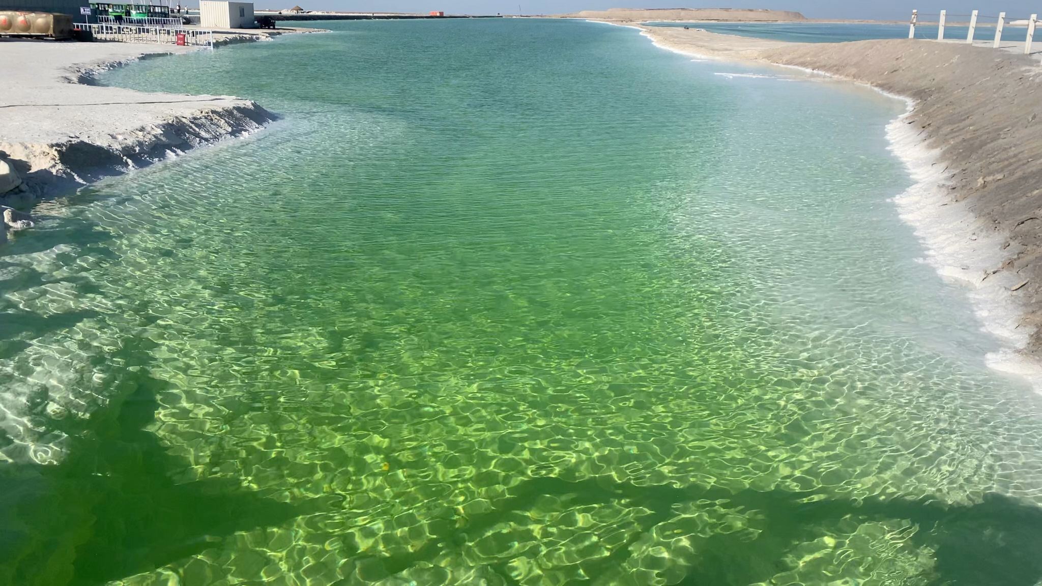 เก้อร์มู่ทัวร์เหมารถส่วนตัว: ทะเลสาบเกลือชาร์กาน + อุทยานธรณีวิทยาน้ํายาตานอุสุราษฎร์ธานี + ไกด์ท้องถิ่น + ปรับเปลี่ยนแผนการเดินทางได้