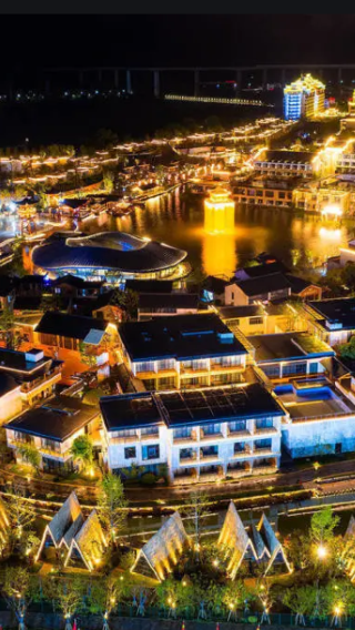 [Bilingual Tour] Wuyuan Wunvzhou Resort | Includes Transfers · Live Performance · Huizhou-style Night Views