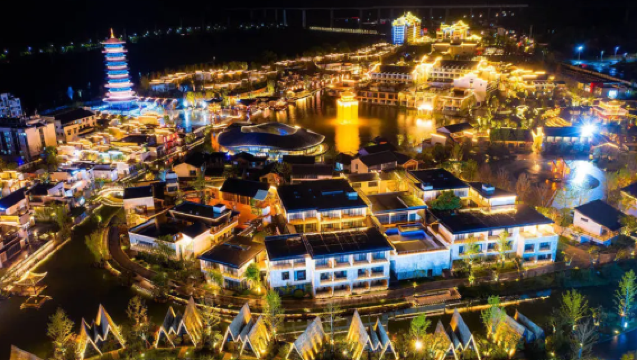 [Bilingual Tour] Wuyuan Wunvzhou Resort | Includes Transfers · Live Performance · Huizhou-style Night Views