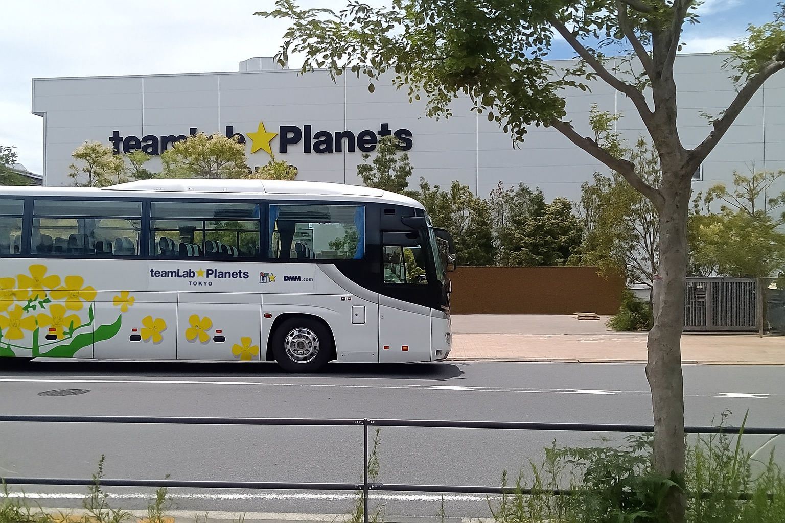 teamLab Planets TOKYO DMM - 銀座 片道送迎電子バスチケット