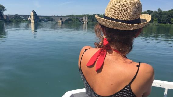 Arles: Crucero fluvial con cultura e historia - Excursión de un día con comidas