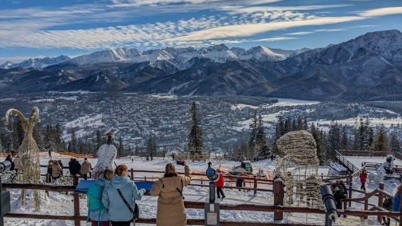 Krakau: Zakopane-Seilbahn, Wodka, Käse & Thermalquellen-Tour