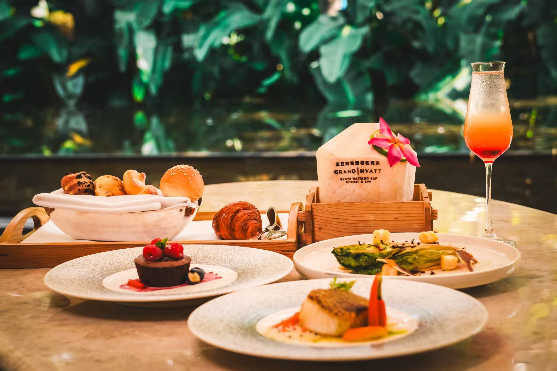 dinner in the sky sanya|Seaside Afternoon Tea|Sunset viewing dinner|Moonlit Sky Dinner|Lunch with ocean views in the clouds