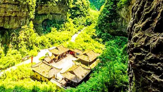 【8人小團】武隆天生三橋+龍水峽地縫+烏江畫廊一日遊