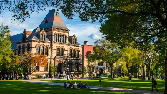 perjalanan satu hari dari New York ke Boston, Mengunjungi Copley Square Universitas Harvard dan Mengunjungi Cambridge, Massachusetts
