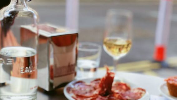 Barrafina restaurant booking in London, England, UK - hidden gem restaurant, Spanish cuisine reservation