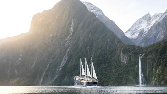 紐西蘭【可定制路線】米爾福德峽灣遊船包車一日遊【經典路線】