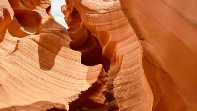 美國拉斯維加斯著名攝影景點：下羚羊谷+馬蹄灣+鮑威爾湖一日遊