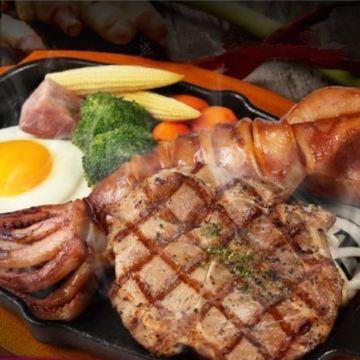 미려해 중정 레스토랑 2인 메인 요리 + 샐러드 바 뷔페 점심 또는 저녁 식사권 (휴일 추가 요금 없음)