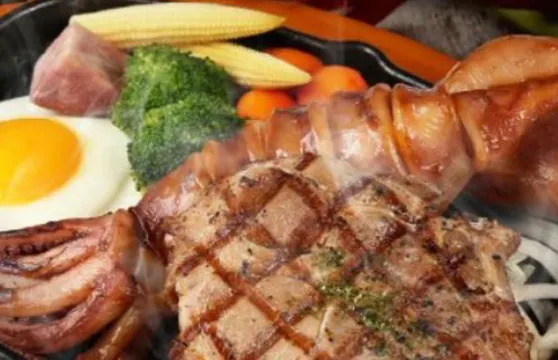 魅麗海中庭餐廳雙人主餐+自助沙律吧午或晚餐券(假日不加價)