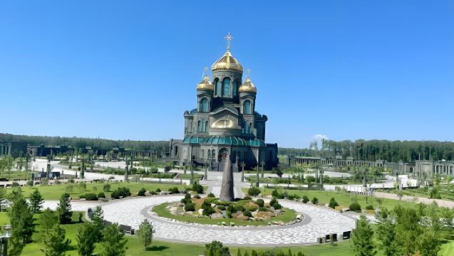Sewaan peribadi di pinggir Moscow, Rusia: Muzium Kereta Kebal Kubinka + Katedral Angkatan Tentera + Taman Patriot