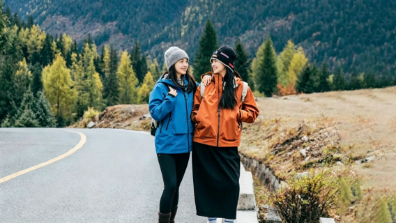 1-day tour from Chengdu to Shuangqiao Valley in Siguniang Mountain with early departure to avoid crowds, in-depth experience and official vehicles