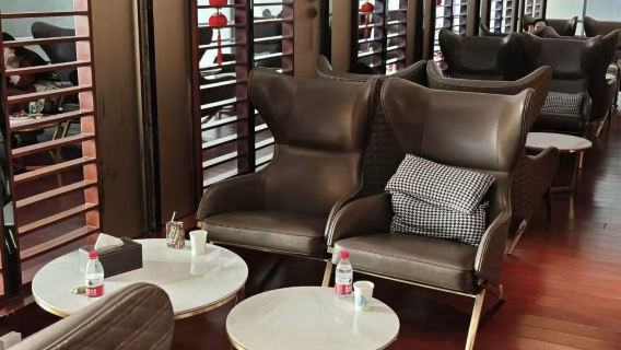 VIP-lounge adgangskort til Belfast International Airport i Storbritannien (BFS lufthavns VIP-lounge + ventesal/transit/hvile/spisning)