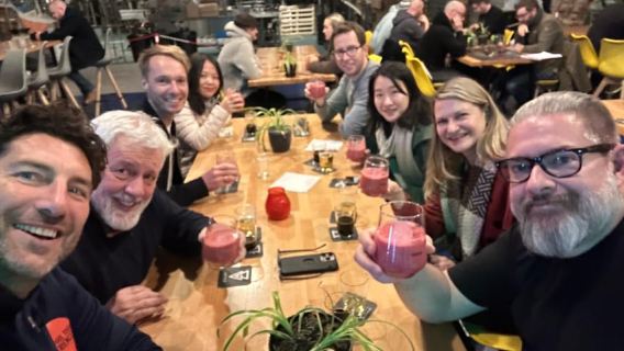 Liverpool: Brewery Bus Tour with 12 Beer and Pizza