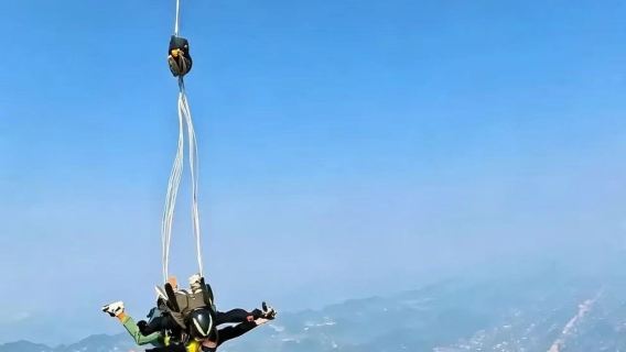 重慶 高空跳傘體驗｜4000 公尺雲端雙人跳傘，俯瞰山城山水