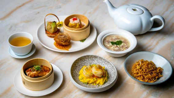 โรงแรม Hyatt Centric Victoria Harbour ฮ่องกง | The Farmhouse | แพ็กเกจอาหารเที่ยงคัดสรรวันธรรมดา