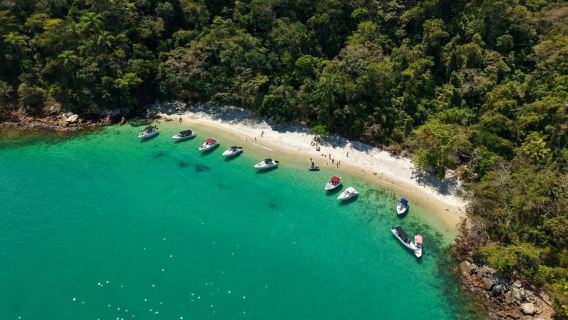 Gruta do Acaiá: Fluorescent Waters and Lagoons of Ilha Grande
