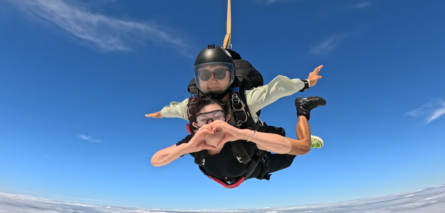 廣東肇慶硯洲島江景高空雙人跳傘體驗【網紅江景跳傘基地+專業教練一帶一體驗】
